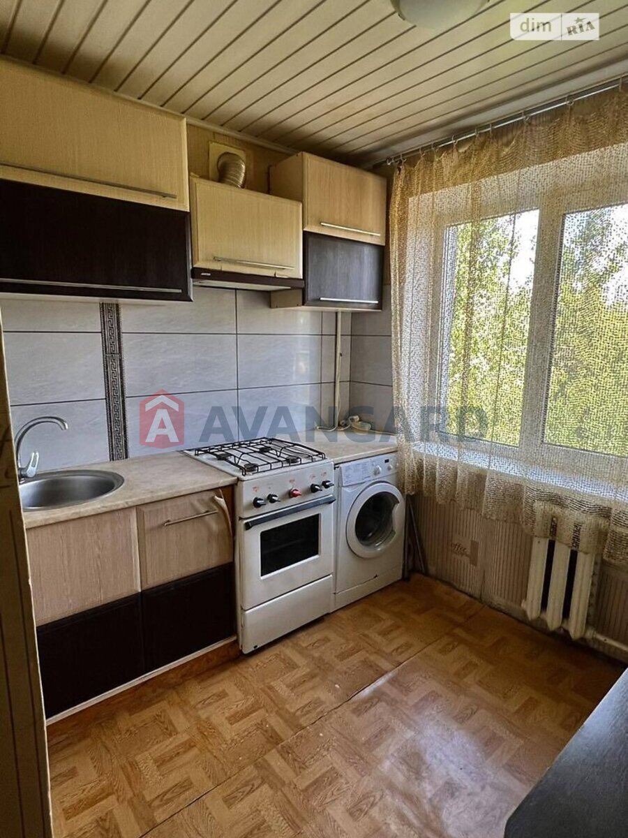 2 ��. ��������, 49/47/7 ��. �., 4/5 ������ ���� 8