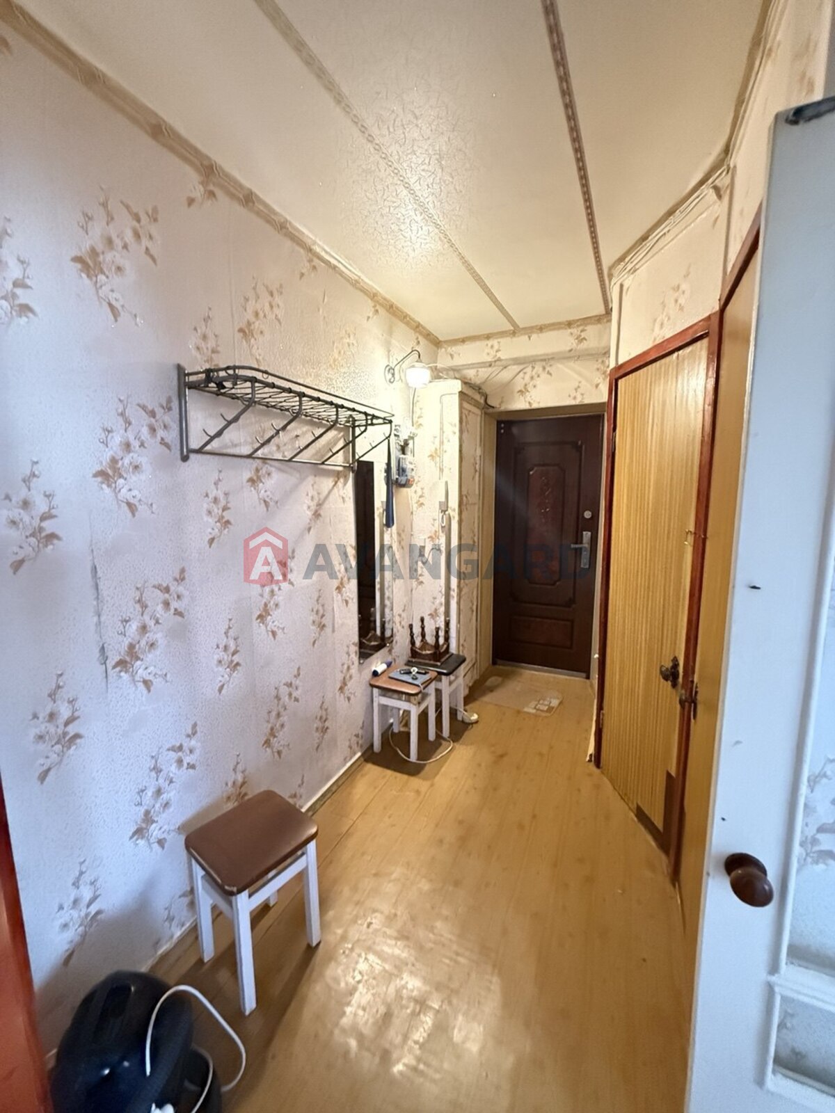 2 ��. ��������, 42/-/6 ��. �., 5/5 ������ ���� 6