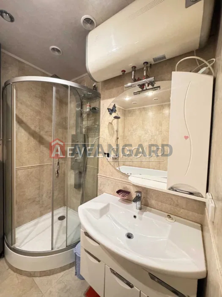 3 ����. ��������, 95/-/13 ��. �., 7/22 ���� ���� 4