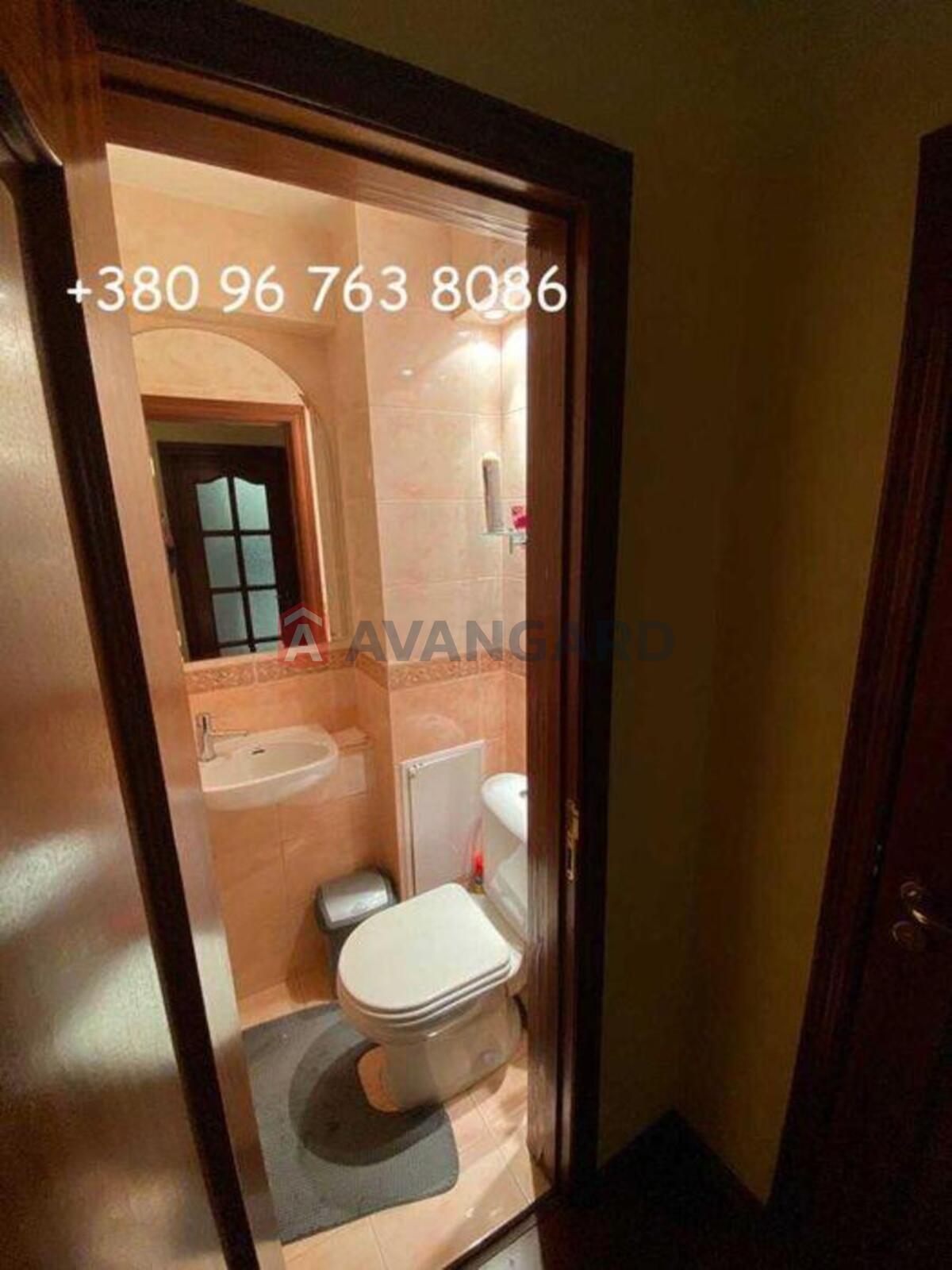 3 ��. ��������, 63/-/15 ��. �., 6/12 ������ ���� 10