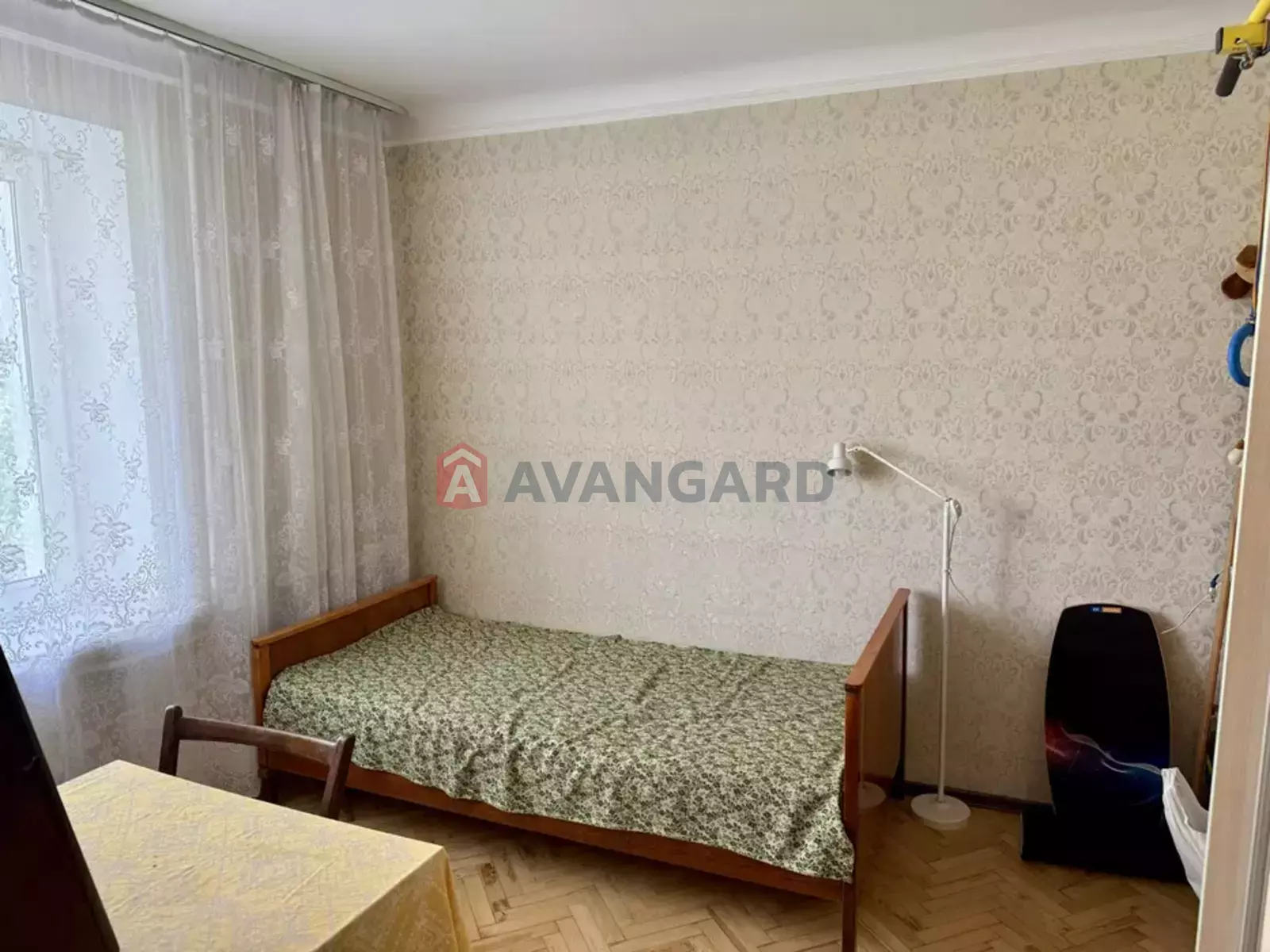 4 . , 80.7/-/8.4 . ., 5/9   3