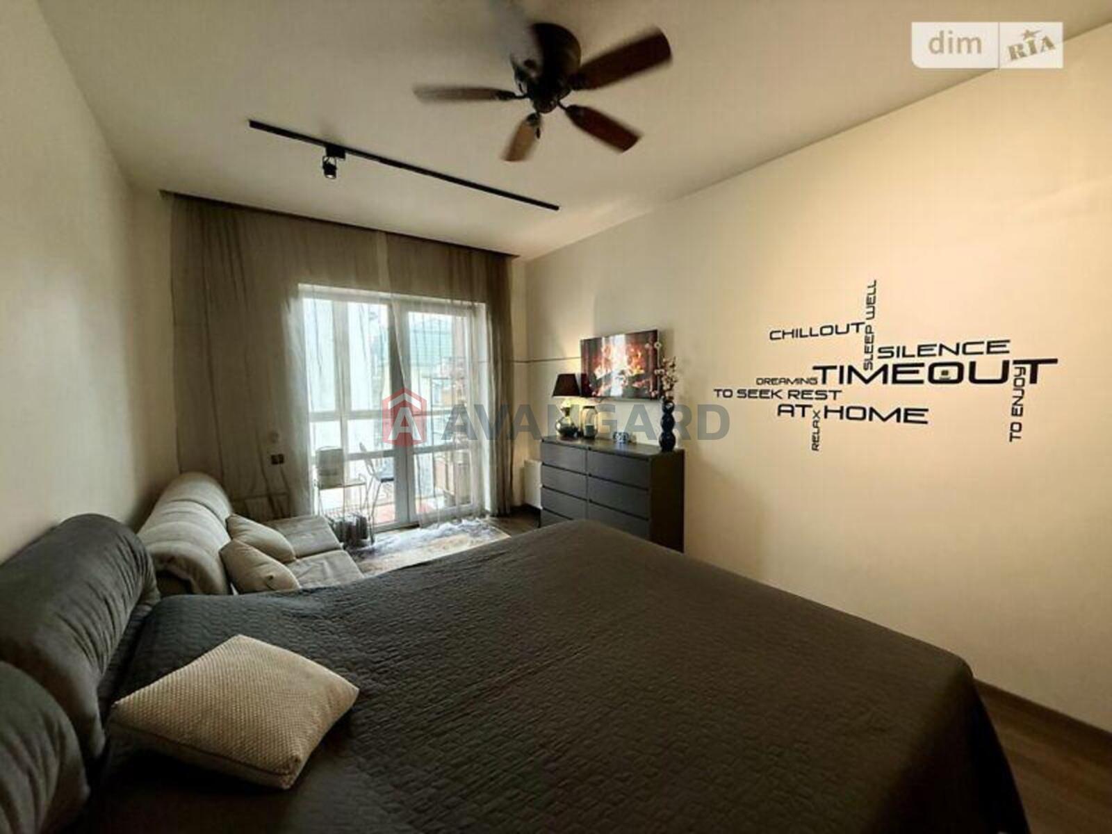 2 ��. ��������, 53/18/25 ��. �., 3/5 ������ ���� 16