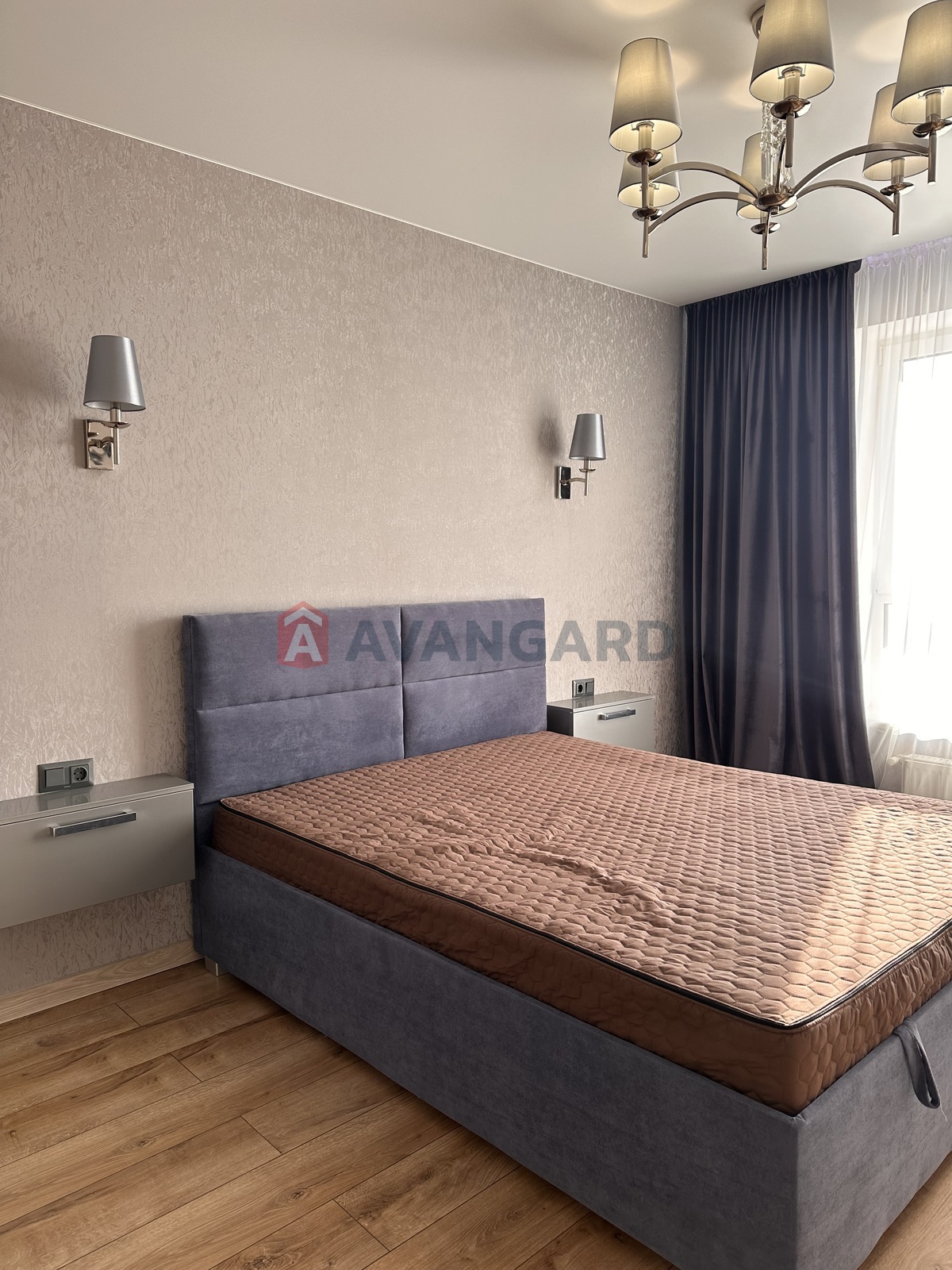 1 ��. ��������, 41/-/15 ��. �., 10/10 ������ ���� 9