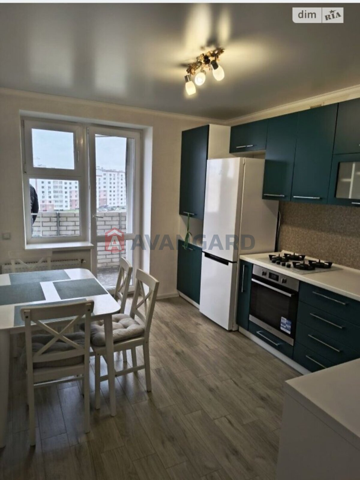 1 ����. ��������, 41/20/10 ��. �., 8/8 ���� ���� 2