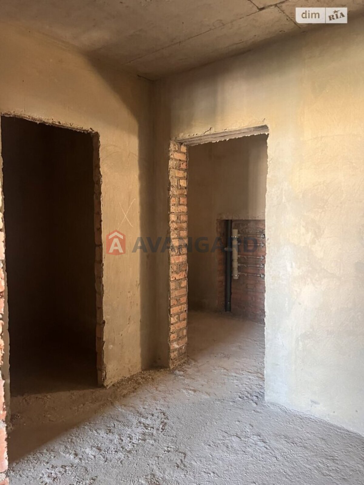 1 ����. ��������, 49/20/18 ��. �., 5/8 ���� ���� 14
