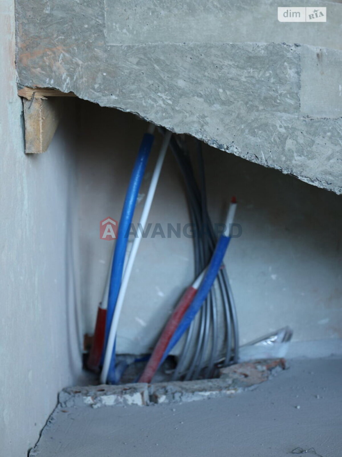 3 ����. ��������, 91/22/34 ��. �., 9/10 ���� ���� 16