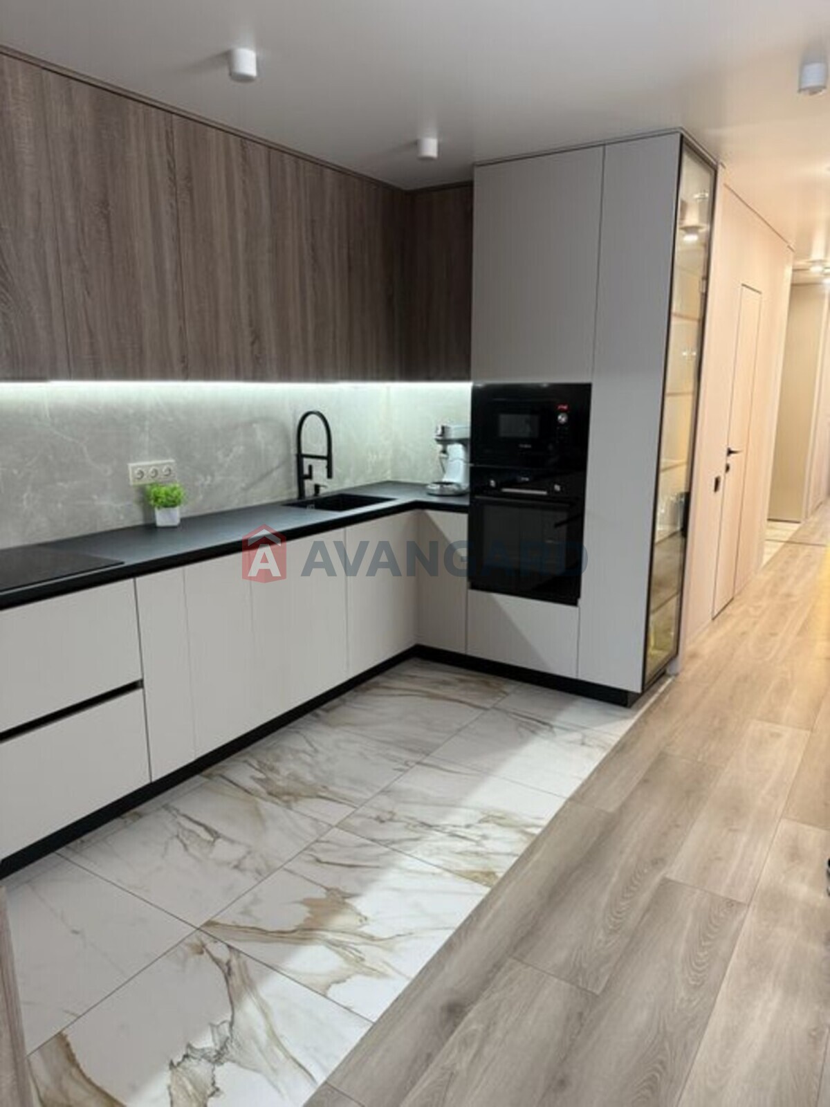 3 ��. ��������, 55/-/20 ��. �., 4/10 ������ ���� 5