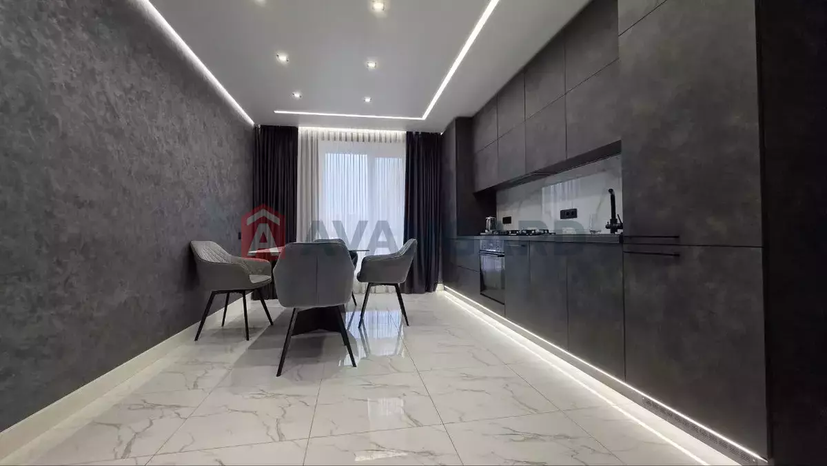 3 ��. ��������, 72/-/- ��. �., 8/12 ������ ���� 1