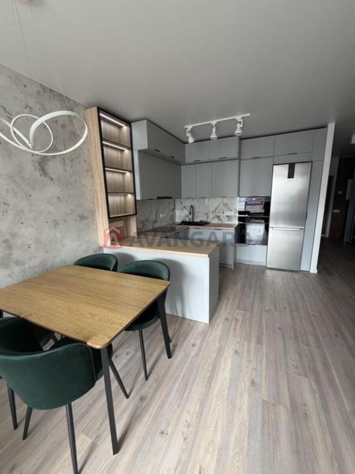 2 ��. ��������, 76/-/26 ��. �., 11/18 ������ ���� 1