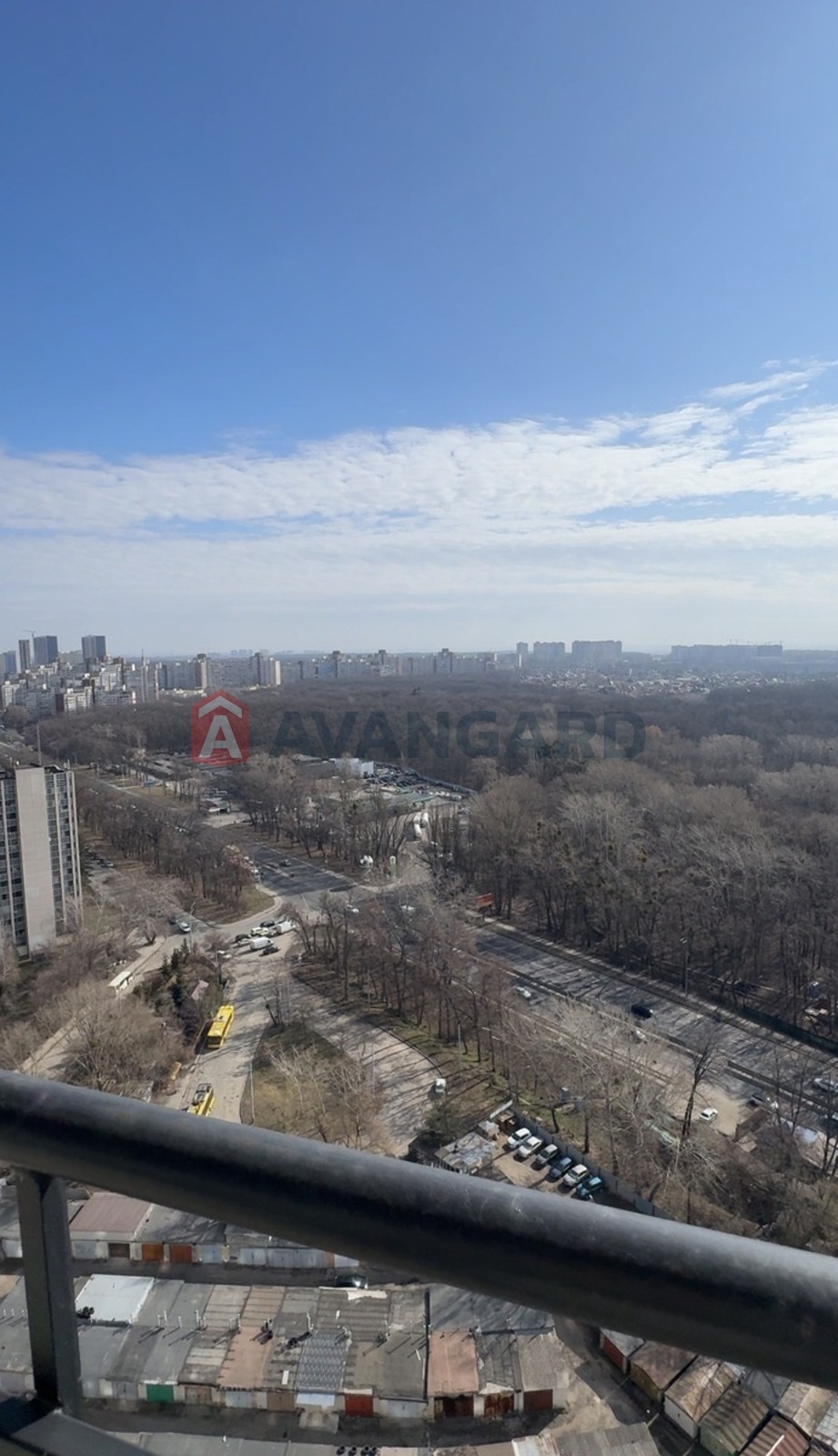 3 ��. ��������, 77/40/23 ��. �., 25/25 ������ ���� 3