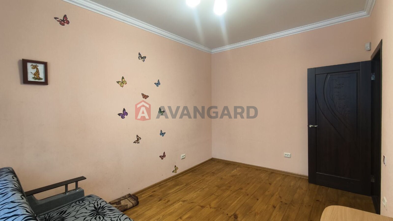 3 ��. ��������, 61/44/7 ��. �., 1/4 ������ ���� 3