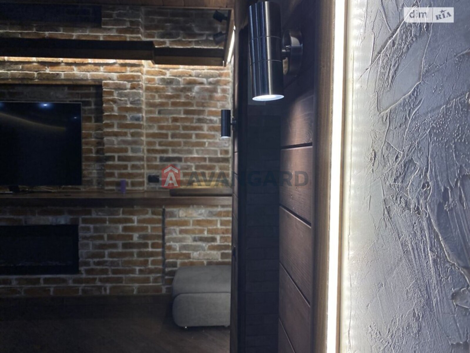 3 ��. ��������, 98/67/14 ��. �., 1/5 ������ ���� 3