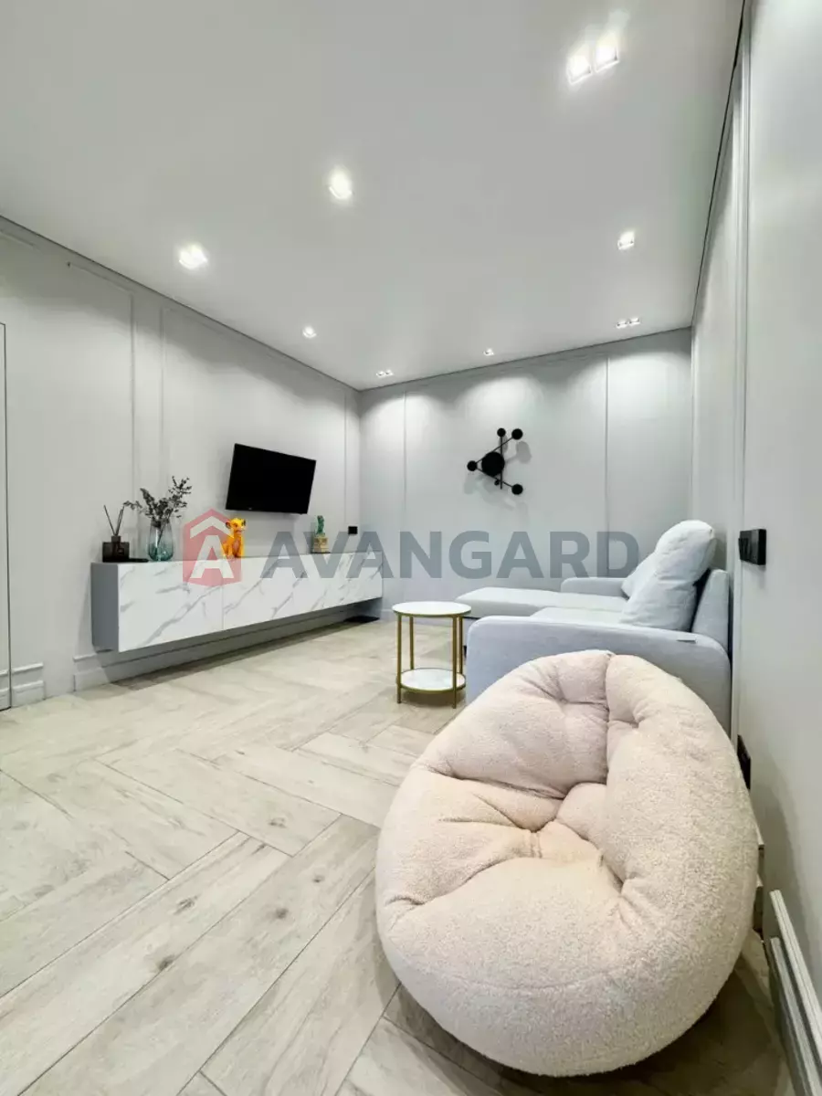 2 ��. ��������, 56/15/20 ��. �., 12/12 ������ ���� 15