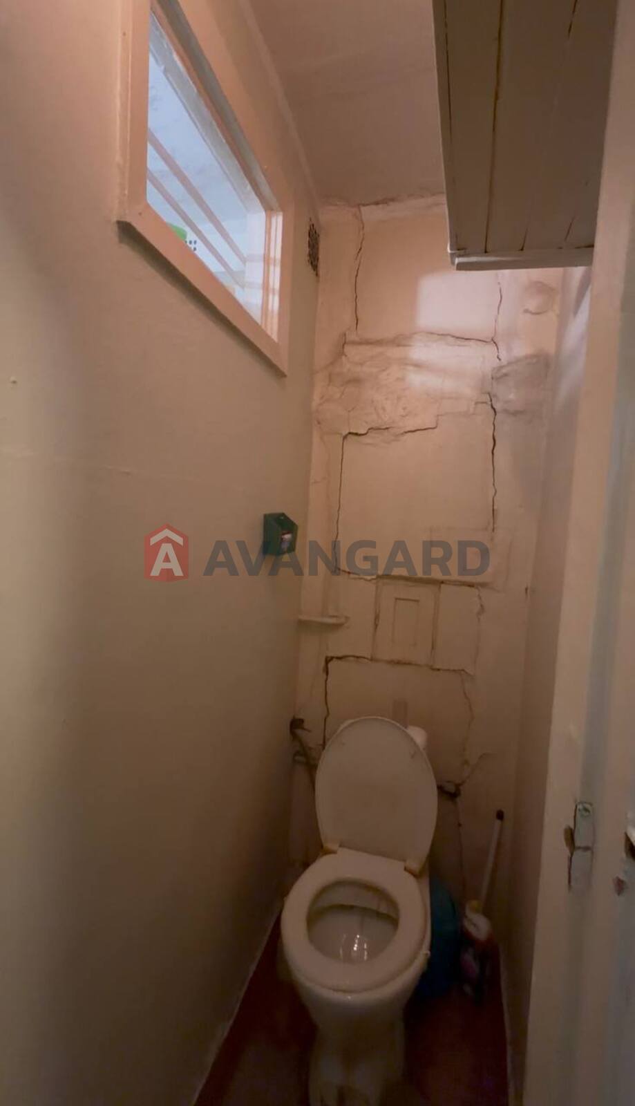 3 ��. ��������, 66/-/8 ��. �., 3/9 ������ ���� 6