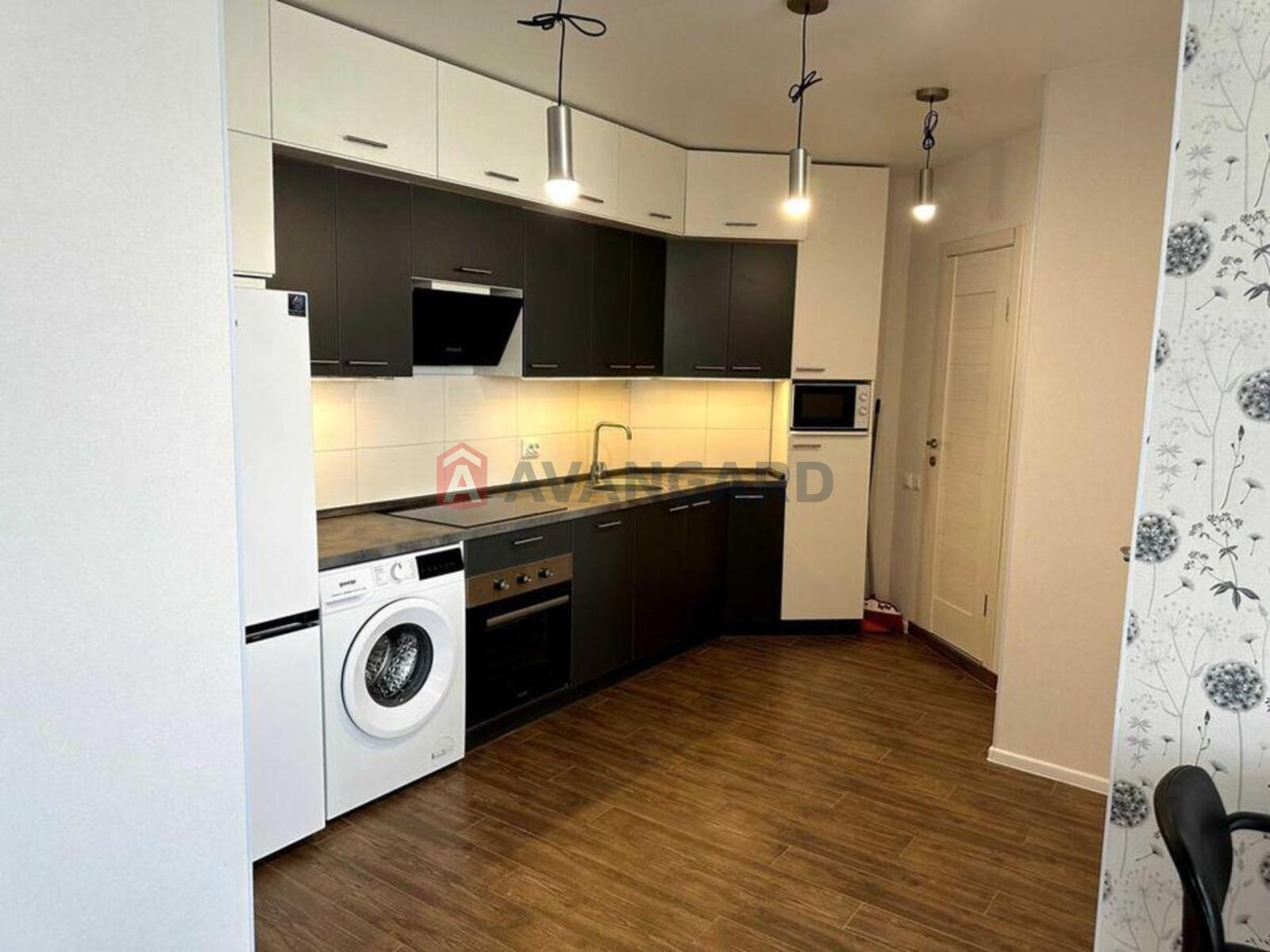 1 ��. ��������, 59/-/11 ��. �., 27/27 ������ ���� 8