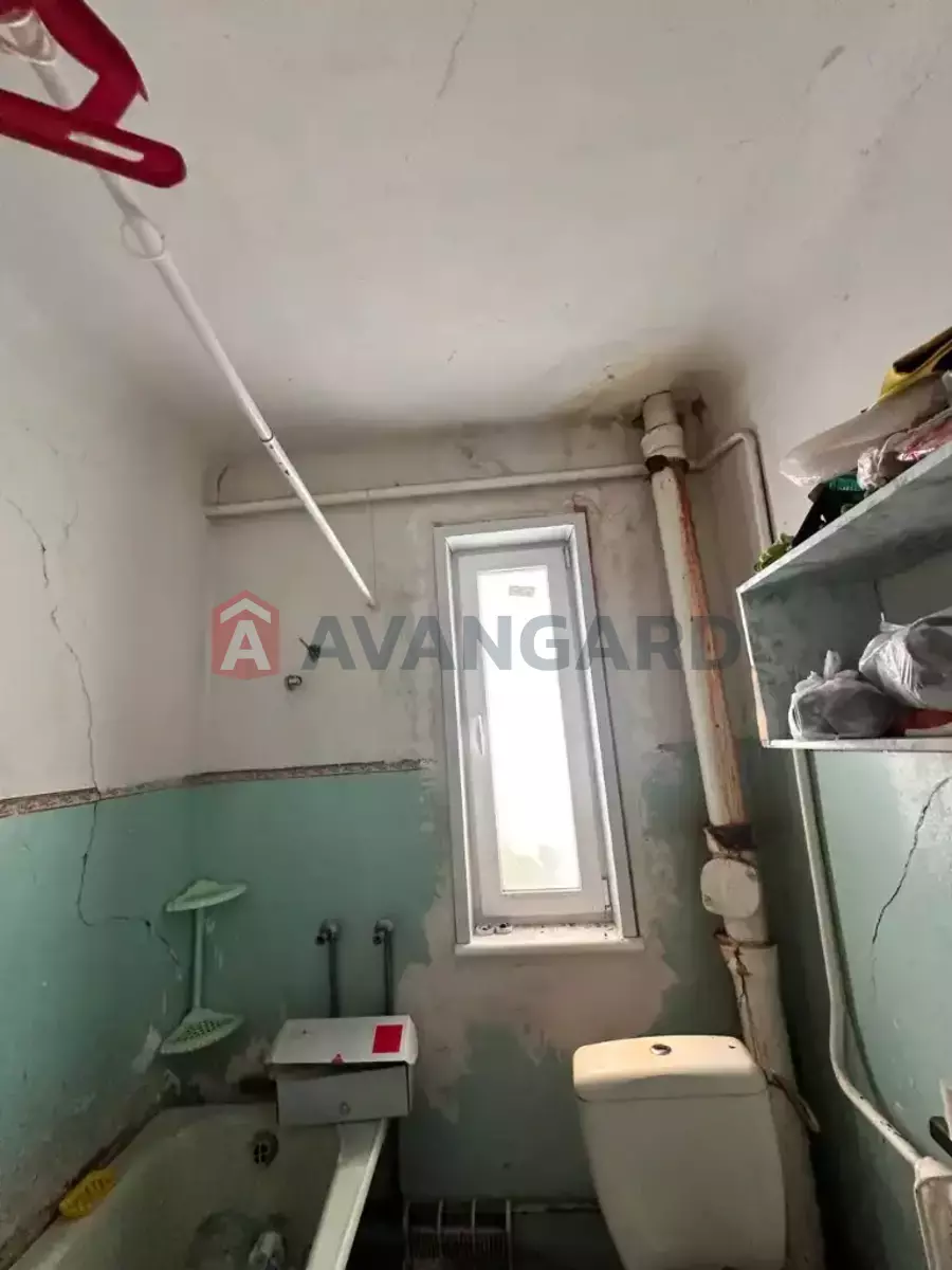 2 ��. ��������, 44/-/- ��. �., 2/2 ������ ���� 9