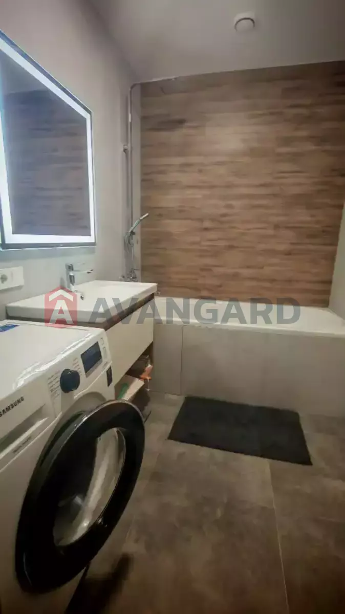 2 ��. ��������, 70/36/11 ��. �., 12/16 ������ ���� 14