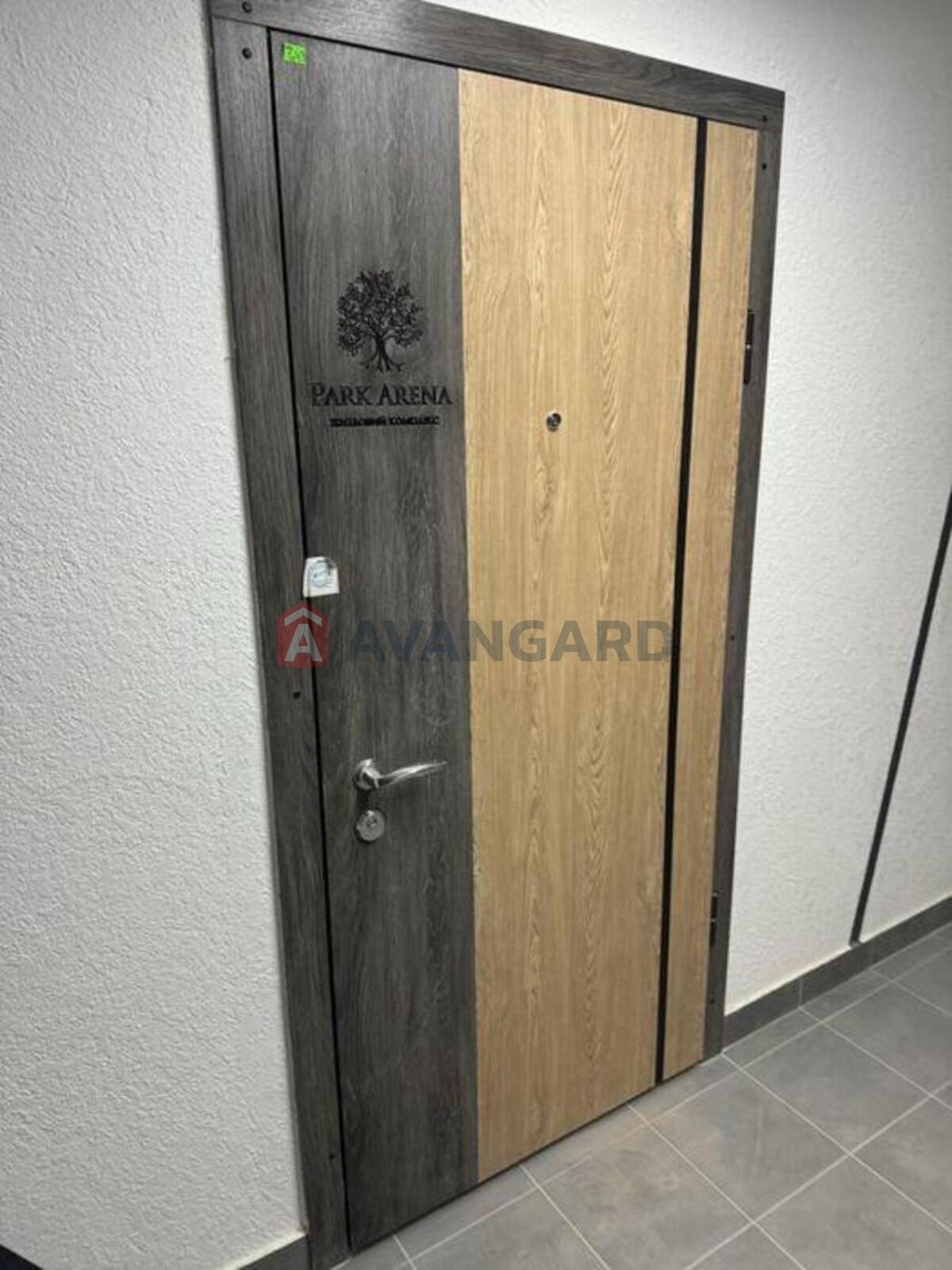 1 ��. ��������, 51/-/24 ��. �., 6/9 ������ ���� 3