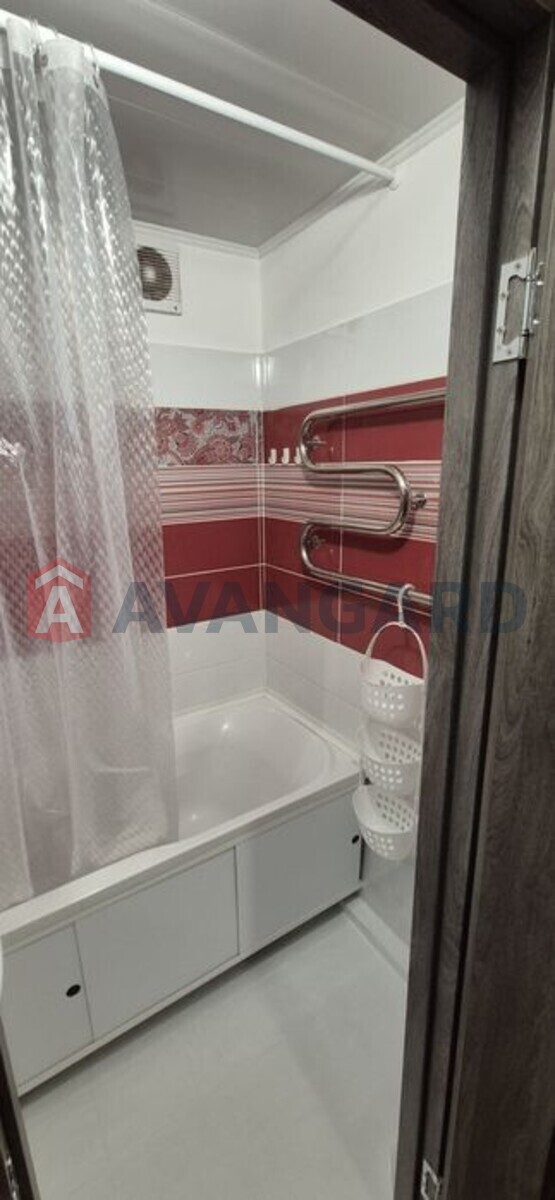 2 ����. ��������, 50/-/9 ��. �., 4/9 ���� ���� 7