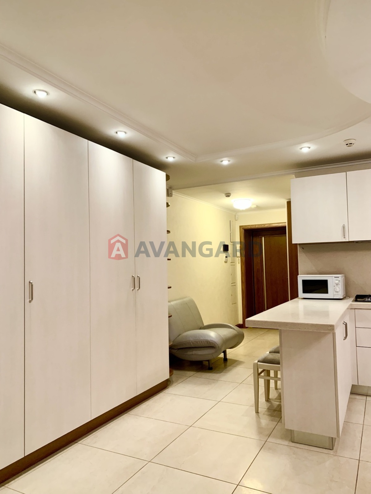 2 ��. ��������, 65/48/15 ��. �., 7/8 ������ ���� 7