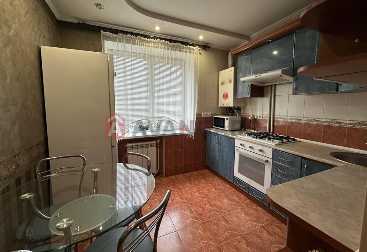 2 ��. ��������, 50/27/7 ��. �., 5/5 ������ ���� 11