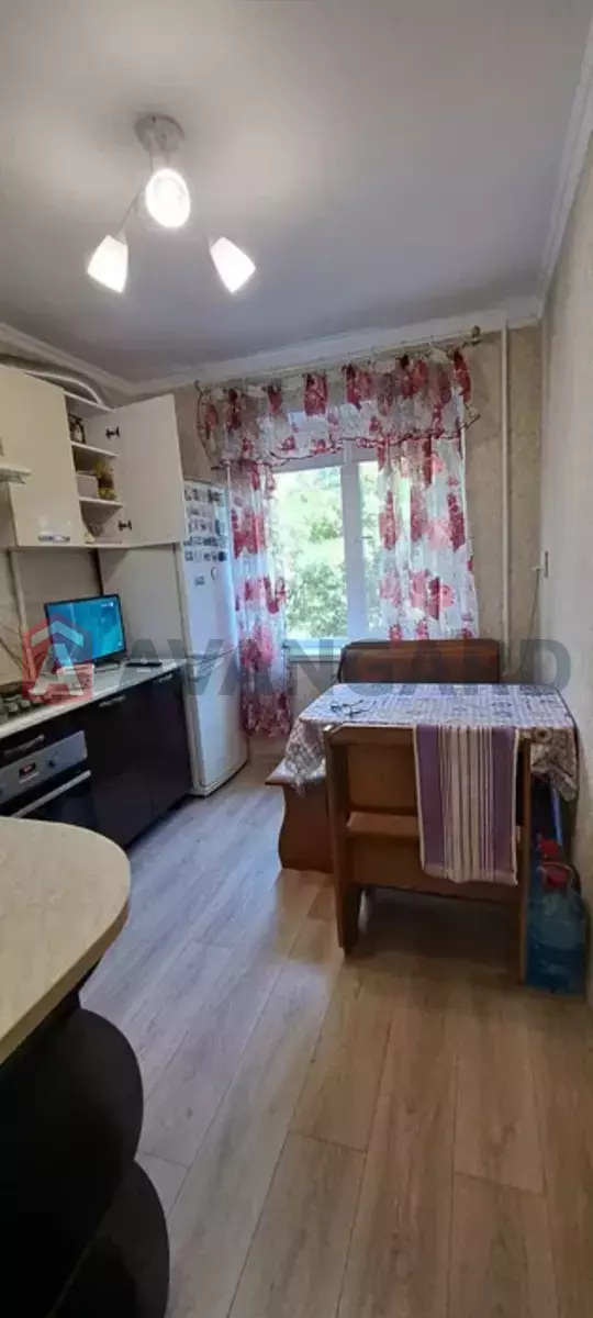 2 ��. ��������, 51/-/8 ��. �., 2/9 ������ ���� 2