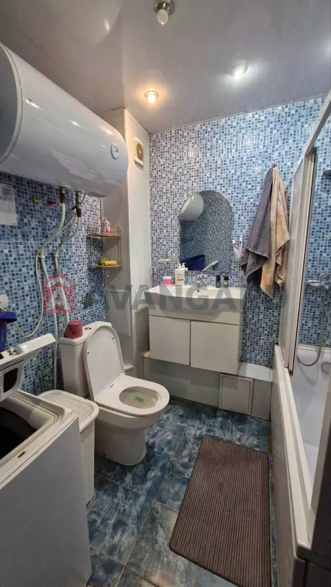 2 ��. ��������, 53/-/9 ��. �., 4/14 ������ ���� 3