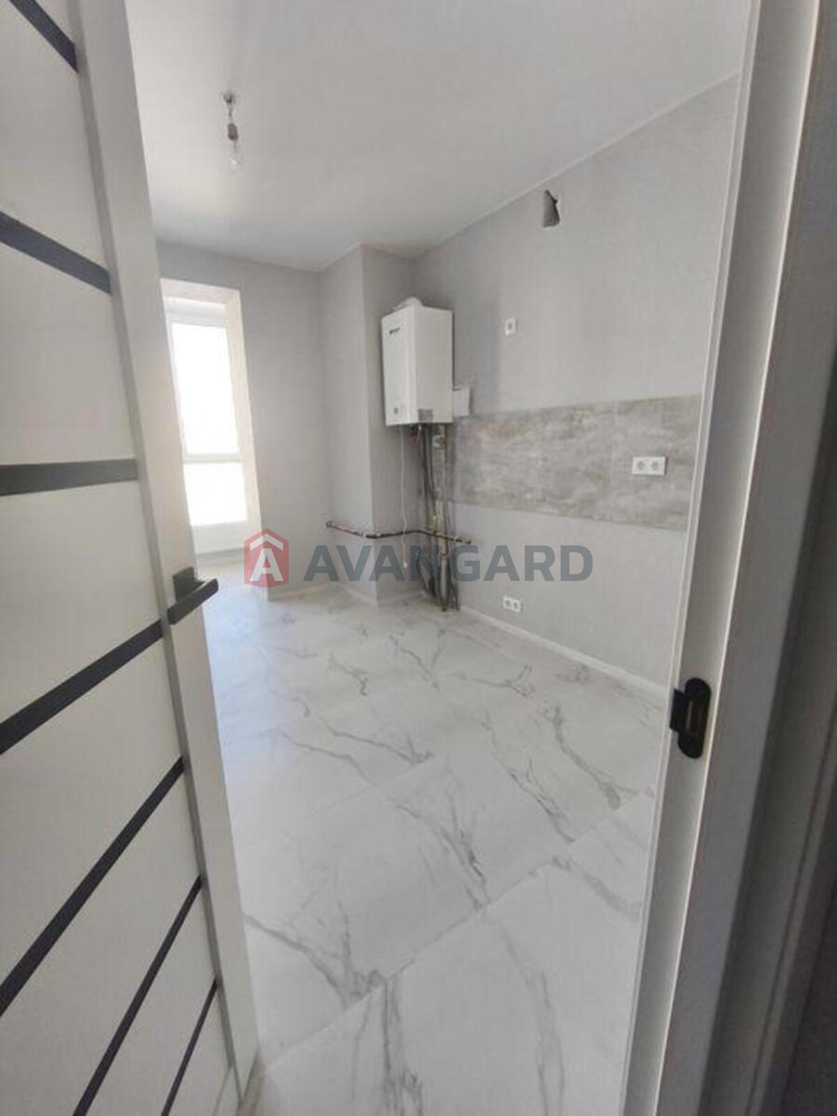 1 ��. ��������, 38/-/13 ��. �., 10/10 ������ ���� 4