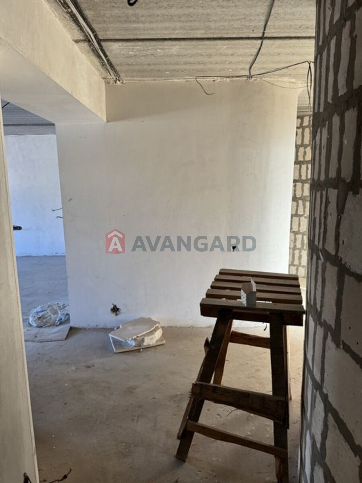 3 ����. ��������, 124/-/30 ��. �., 10/13 ���� ���� 6