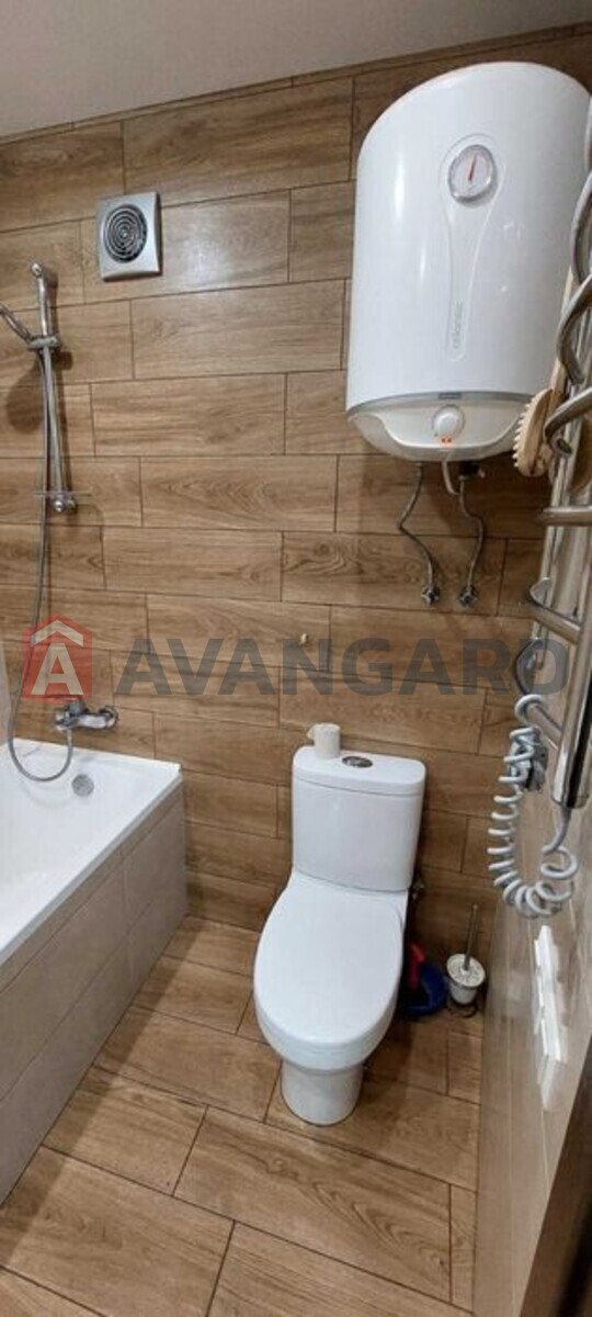 2 . , 50/-/8 . ., 5/5   4