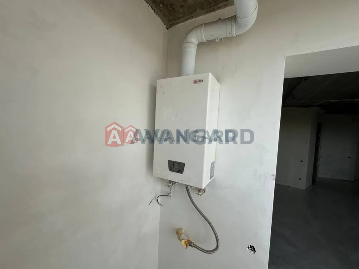 2 . , 67/-/13 . ., 8/10   27