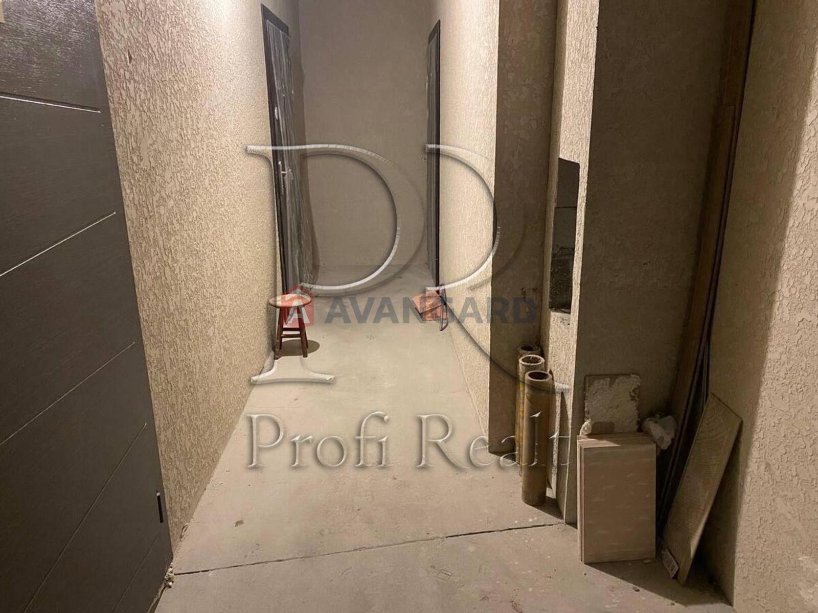 1 ��. ��������, 40/15/11 ��. �., 14/25 ������ ���� 12