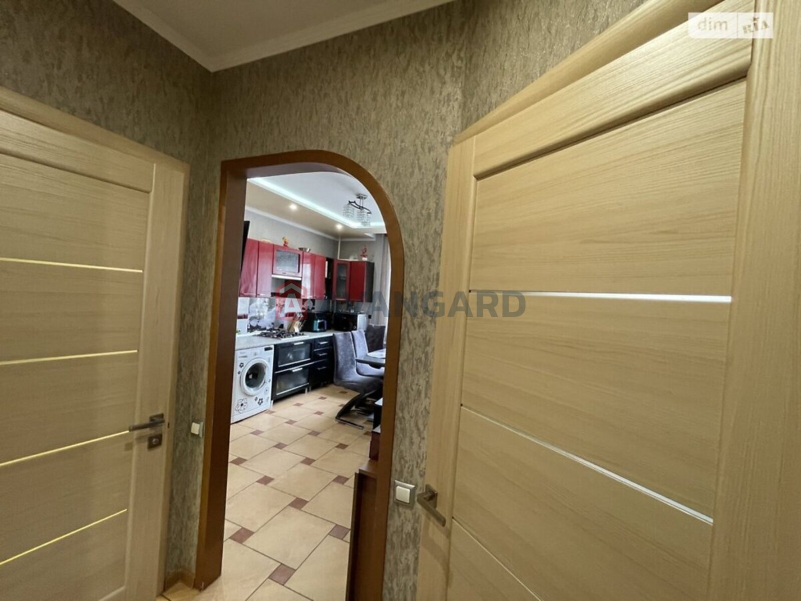 1 ��. ��������, 45/19/15 ��. �., 8/12 ������ ���� 16