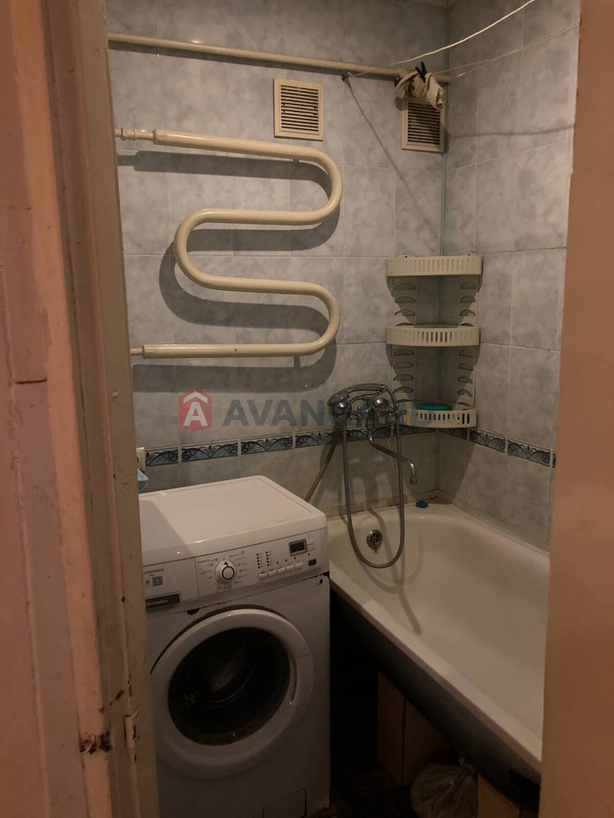 3 ����. ��������, 57/40/5 ��. �., 5/5 ���� ���� 4