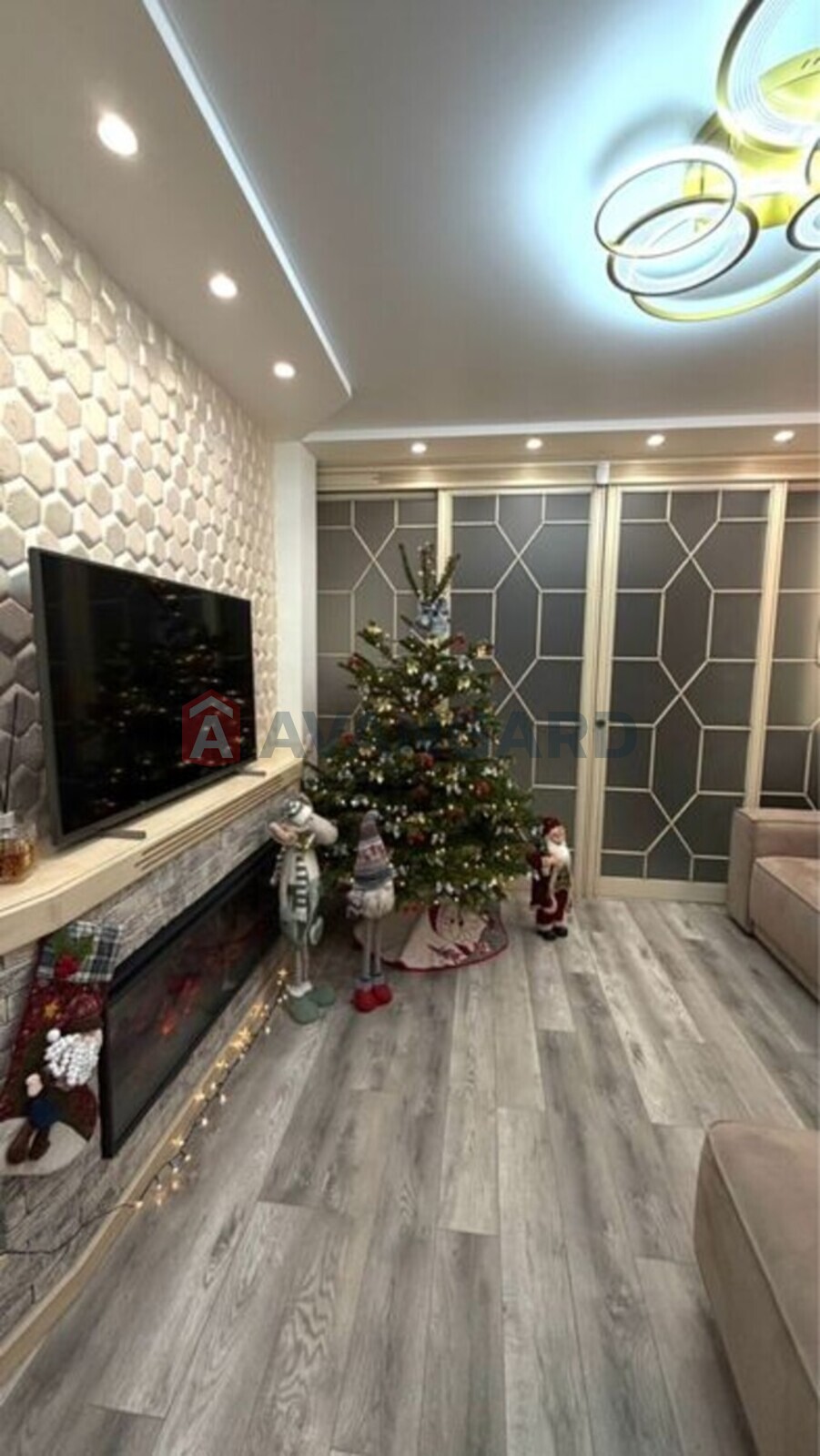 2 ��. ��������, 76/-/11 ��. �., 1/10 ������ ���� 17