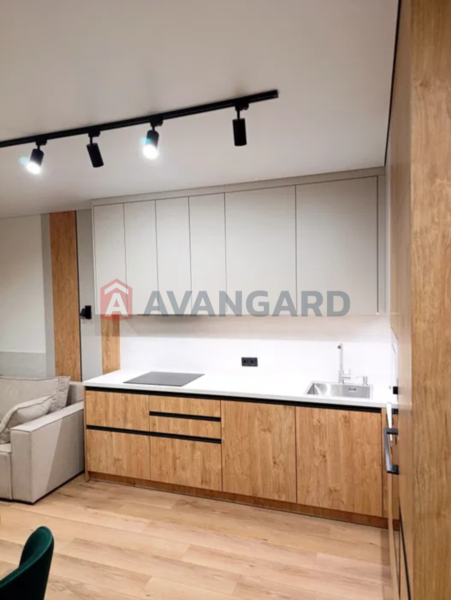 1 ��. ��������, 42/-/18 ��. �., 16/25 ������ ���� 3