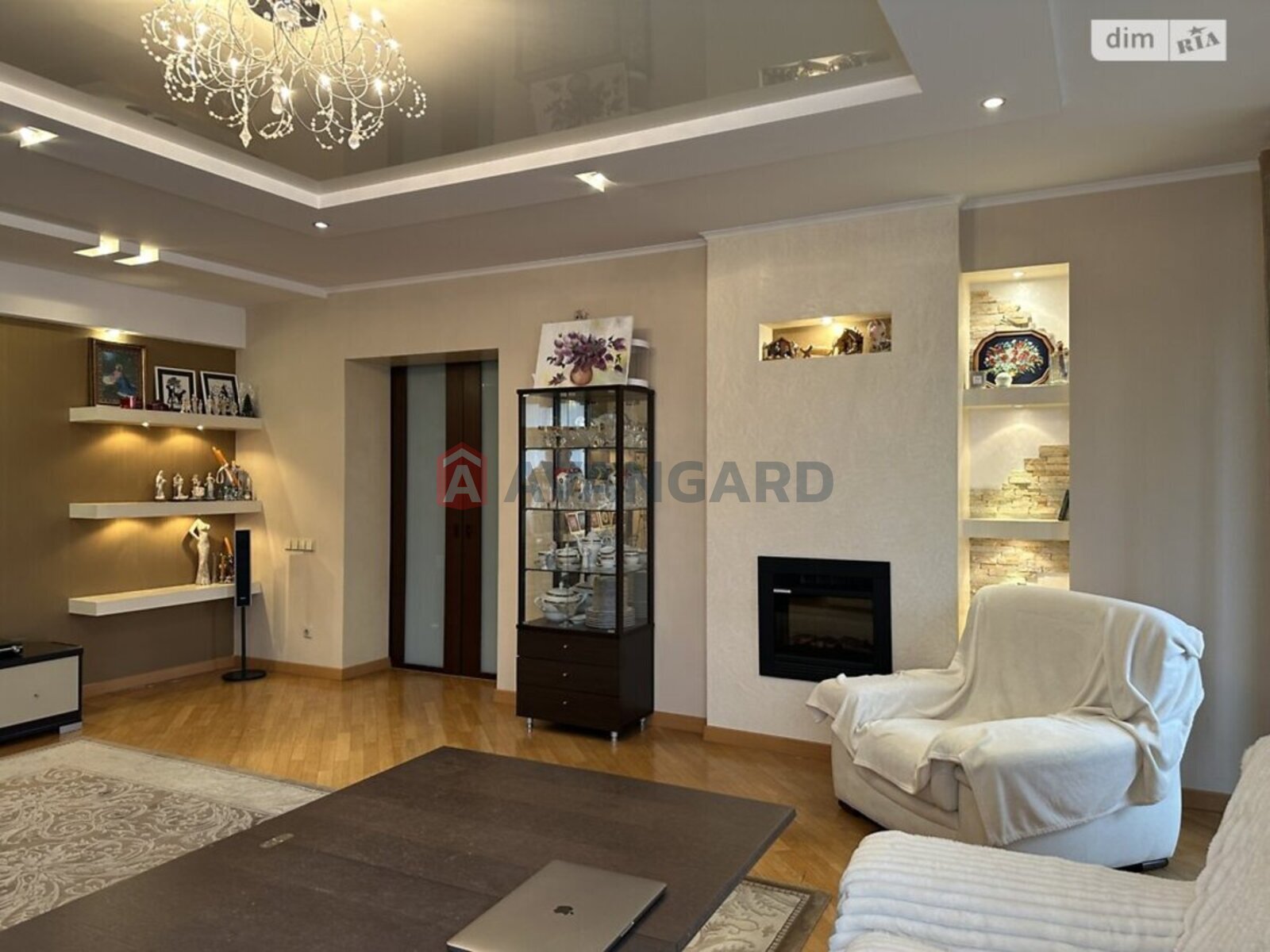 3 ����. ��������, 140/76/18 ��. �., 3/9 ���� ���� 3