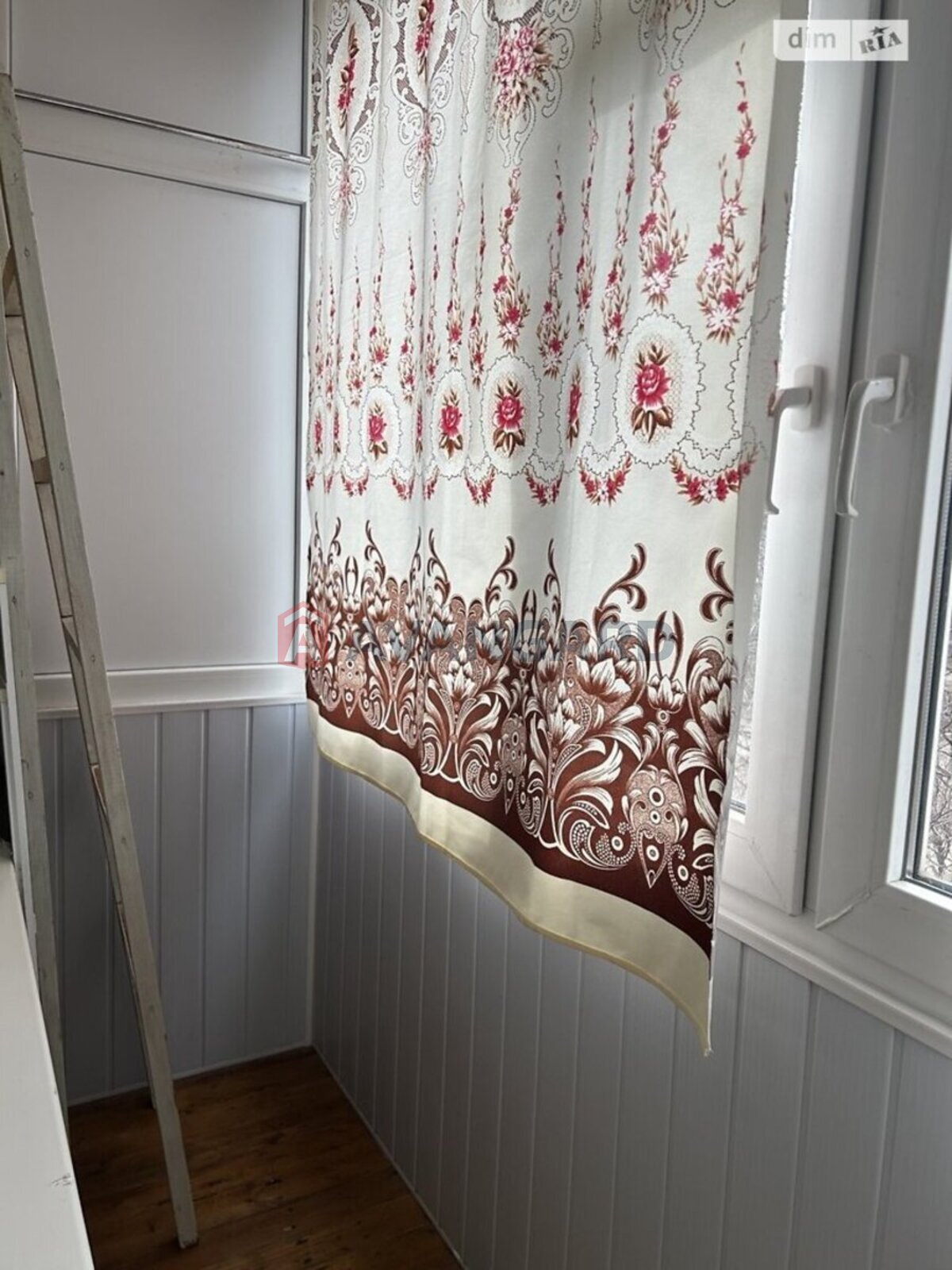 2 ��. ��������, 42/25/6 ��. �., 4/5 ������ ���� 7