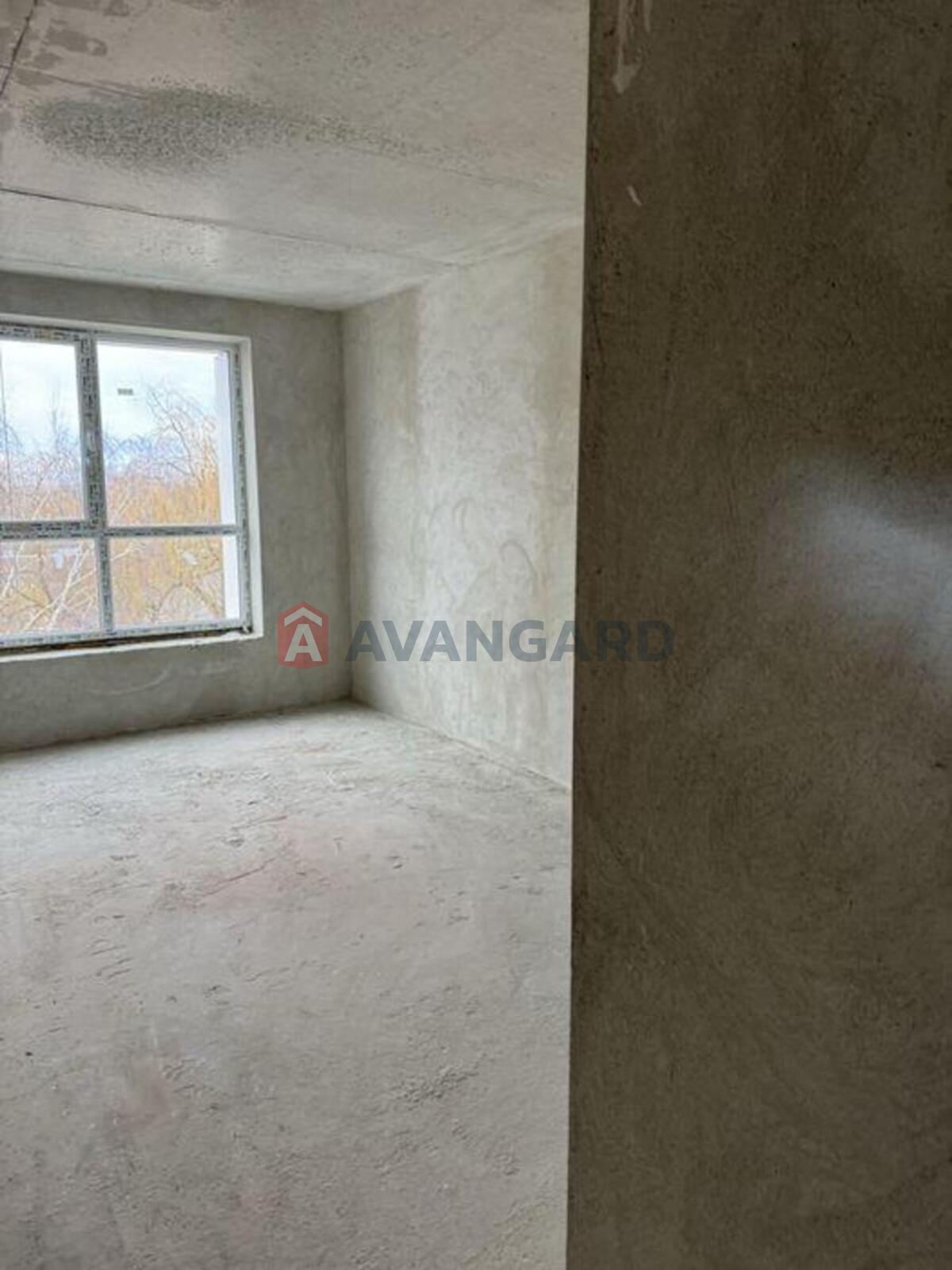 1 ��. ��������, 51/-/24 ��. �., 6/9 ������ ���� 4