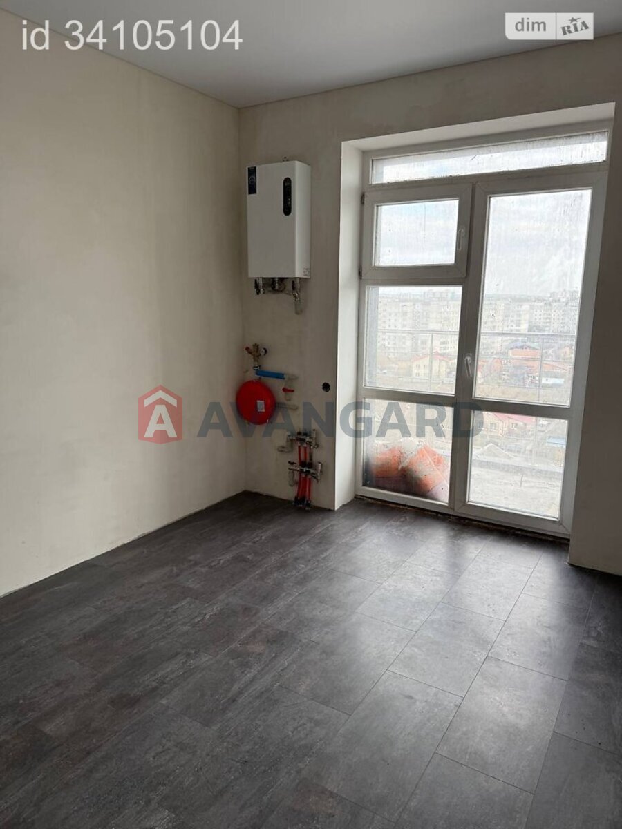 1 ��. ��������, 36/14/10 ��. �., 10/10 ������ ���� 3