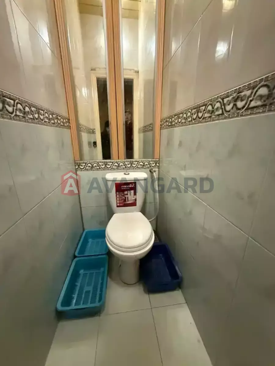 3 ��. ��������, 63/42/7 ��. �., 3/5 ������ ���� 15