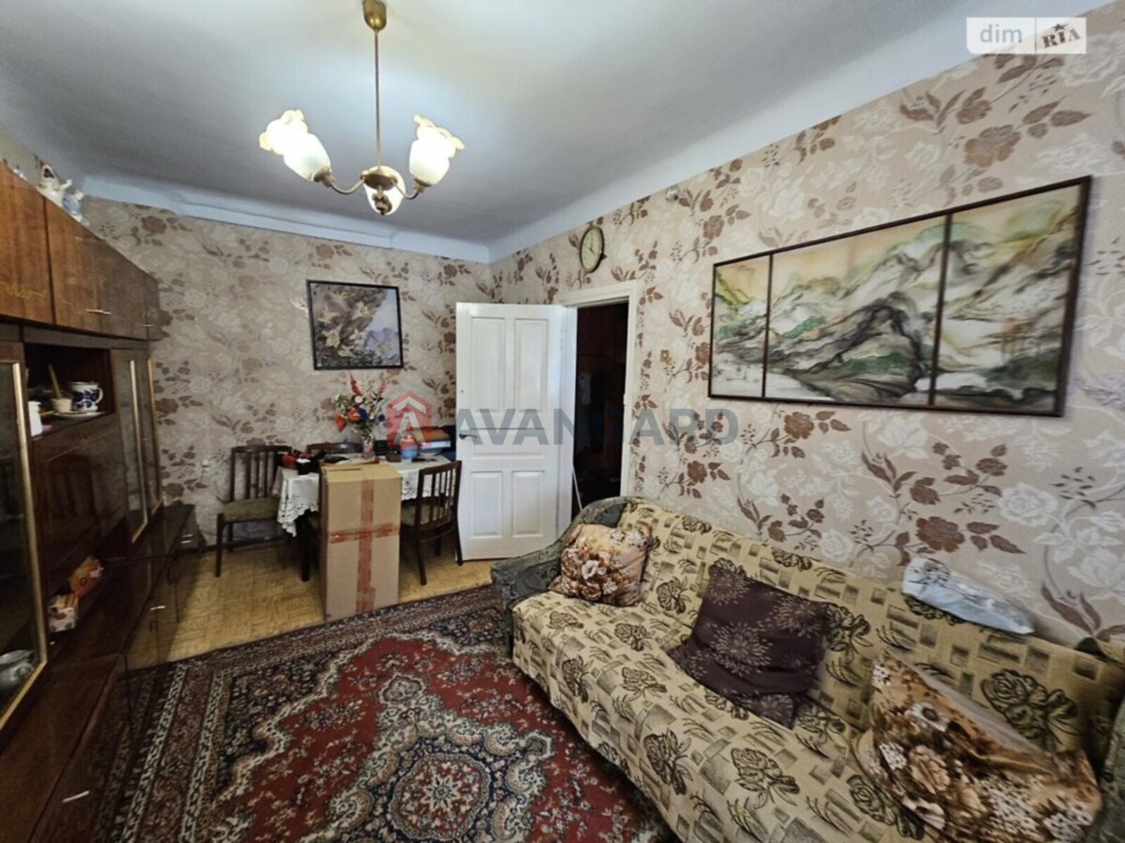 2 ��. ��������, 42/-/- ��. �., 3/3 ������ ���� 8