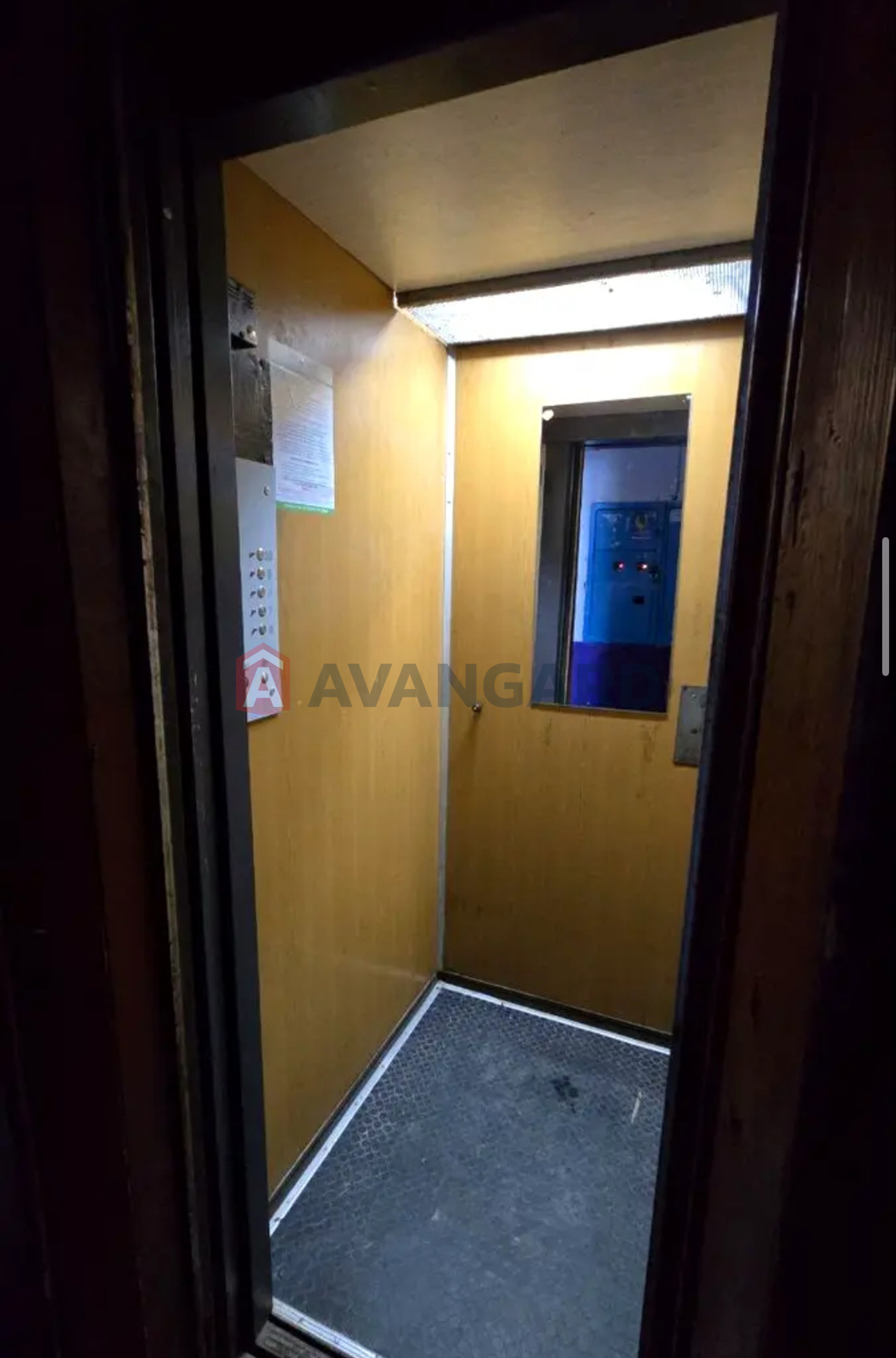 1 ��. ��������, 29/15/8 ��. �., 5/10 ������ ���� 7