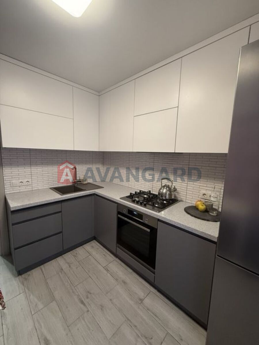 2 ��. ��������, 52/-/8 ��. �., 6/9 ������ ���� 1