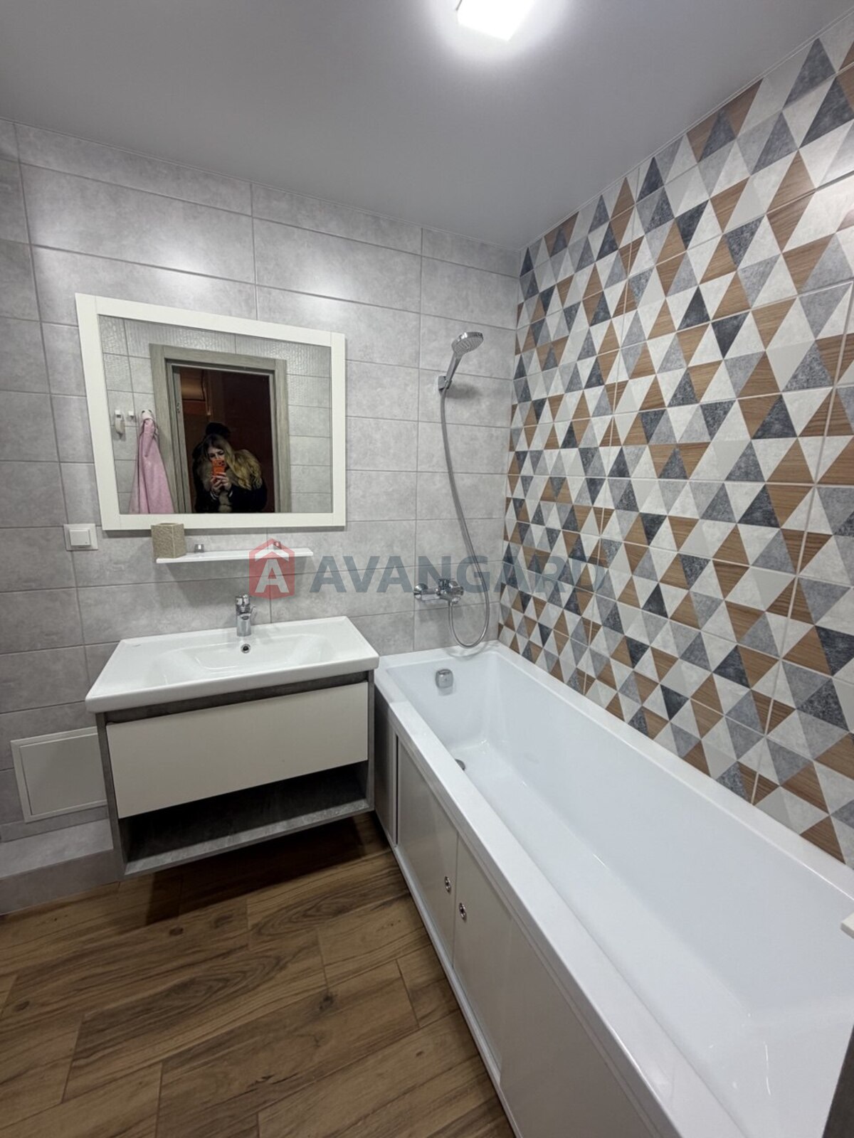 2 ����. ��������, 69/-/20 ��. �., 5/9 ���� ���� 10