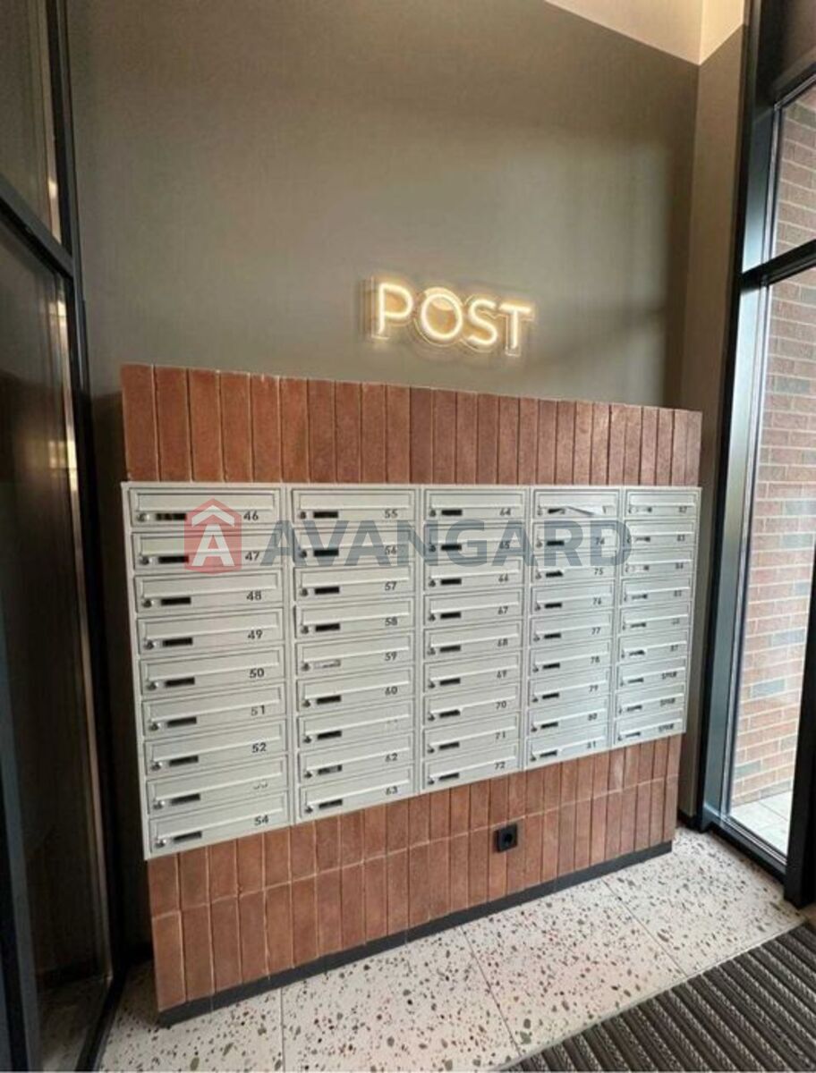 2 ��. ��������, 67/33/18 ��. �., 2/7 ������ ���� 6