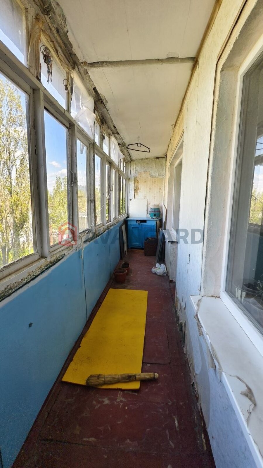 3 ����. ��������, 68/45/12 ��. �., 5/9 ���� ���� 19