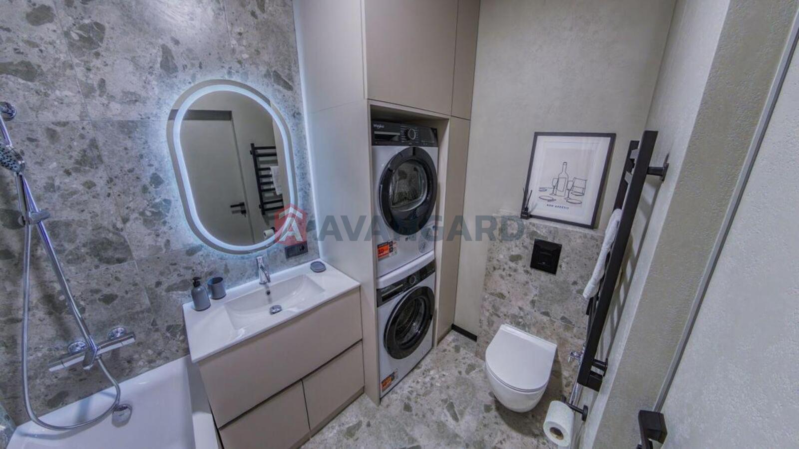 1 ��. ��������, 43/15/24 ��. �., 4/25 ������ ���� 22