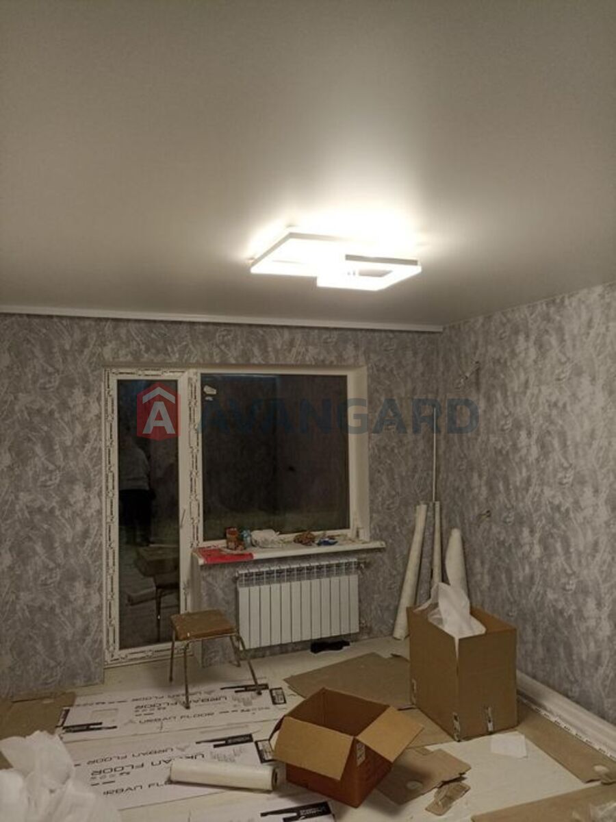 1 . , 39/-/3 . ., 6/9   4