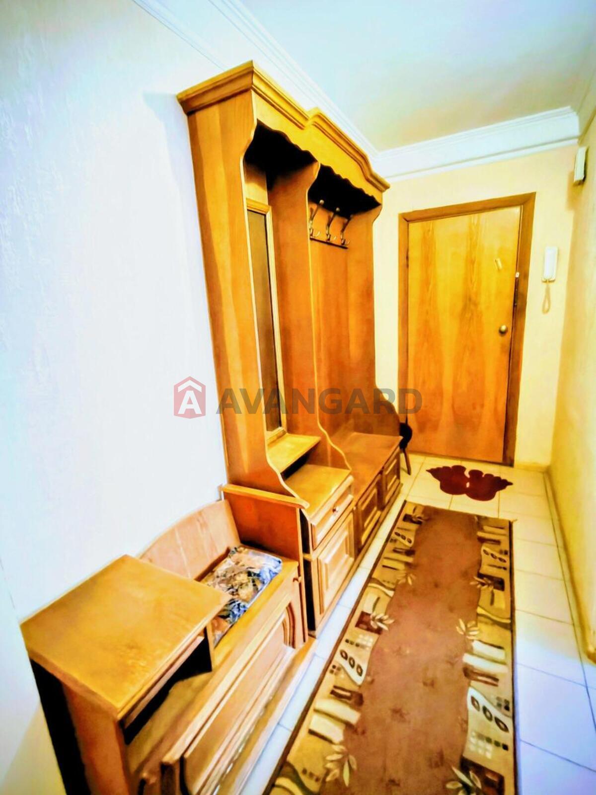 3 ����. ��������, 73/48/7 ��. �., 1/3 ���� ���� 6